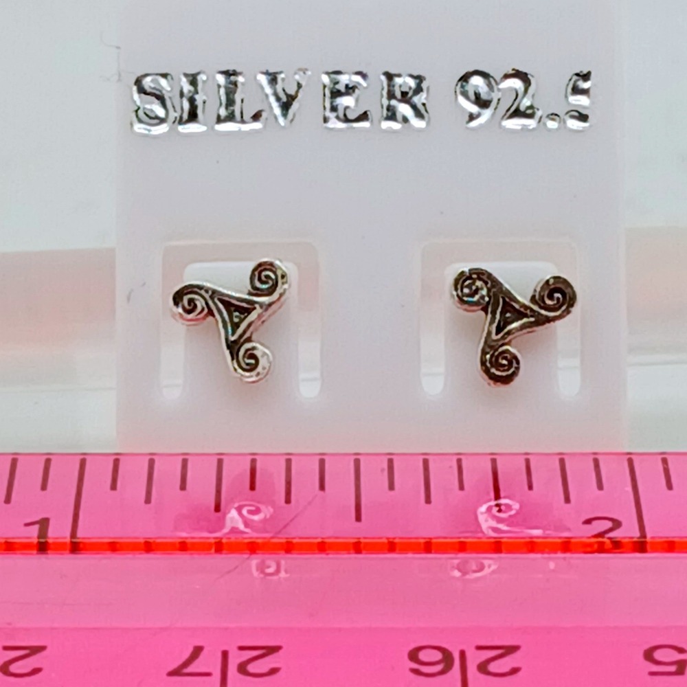 Sterling Silver Celtic Triskelion Stud Earrings Triple Spiral Triskele Vintage - Picture 3 of 16